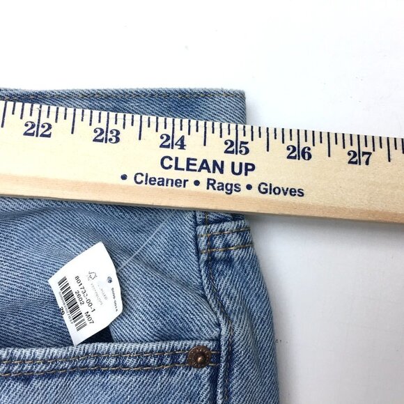 NEW Old Navy Women's Jeans Slouchy Straight Leg Crop Distressed Light Wash 26 - Picture 5 of 11